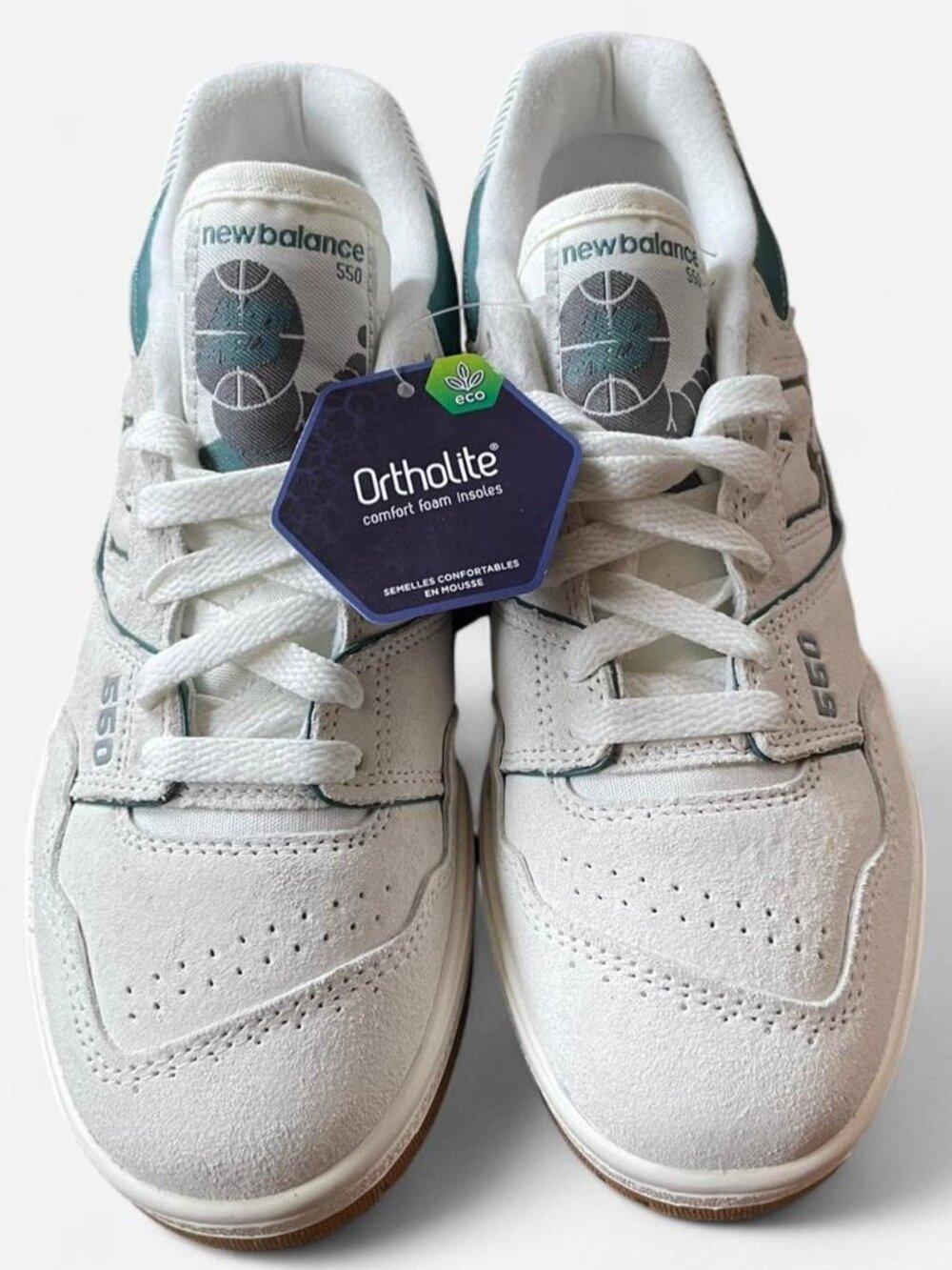 Women's New Balance 550 Sneakers - Colorway: Sea Salt/New Spruce - size 8 - New! - Picture 2 of 6